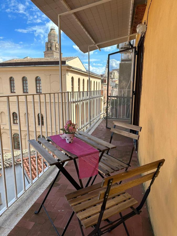 Апартаменты La Finestra Sul Duomo Гаэта Экстерьер фото